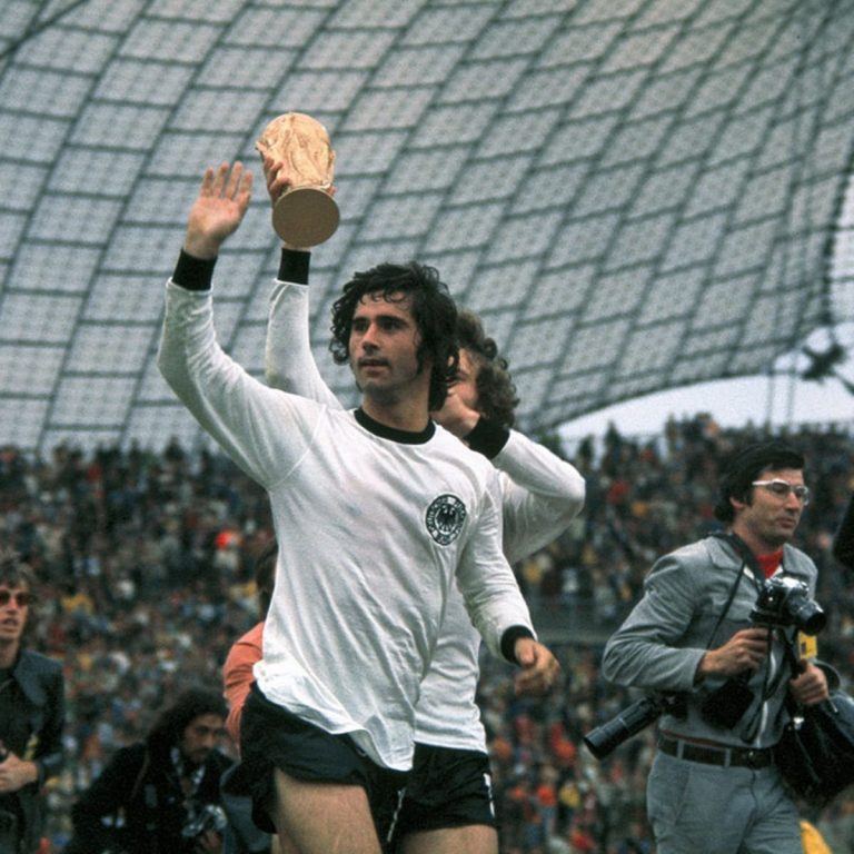 Bayern and Germany Legend Gerd Muller Dies Aged 75