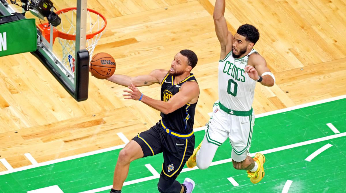 Golden State Warriors Beat Boston Celtics in Game 4, NBA Finals Tied 22